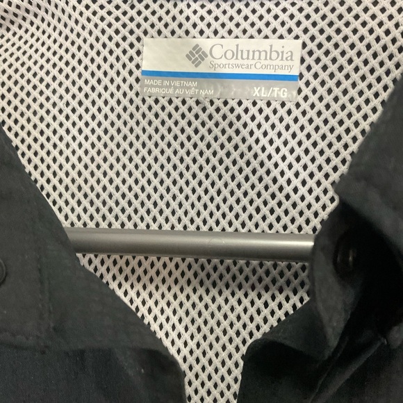 Columbia sportswear company.
Black , XL, women’s ,  vest . A+++ - Picture 2 of 7